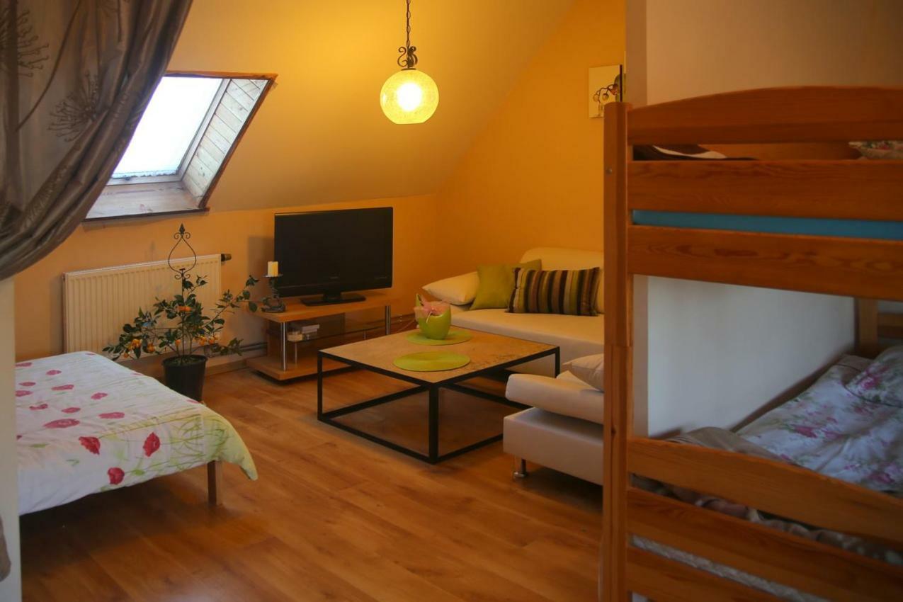 Villa Ranczo Nad Stawem à Ryn  Extérieur photo